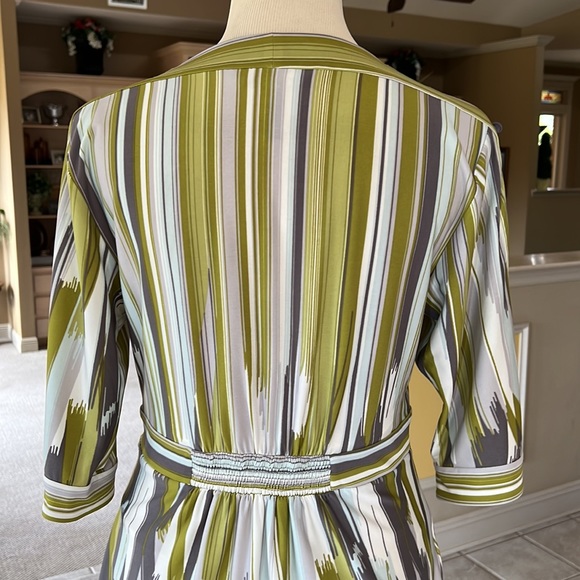 BCBGMAXAZRIA Shirt Size Medium M - Picture 5 of 9